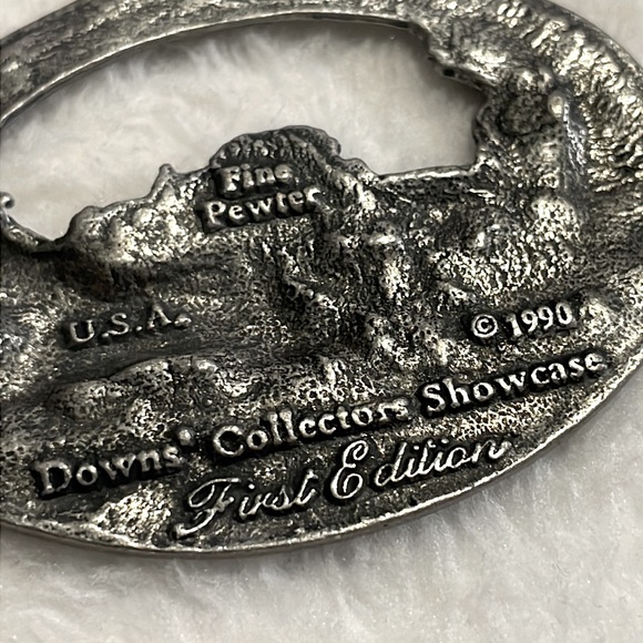 Downs Collectors Showcase 1990 First Edition Pewter Seasons Greetings Ornament - Picture 3 of 5